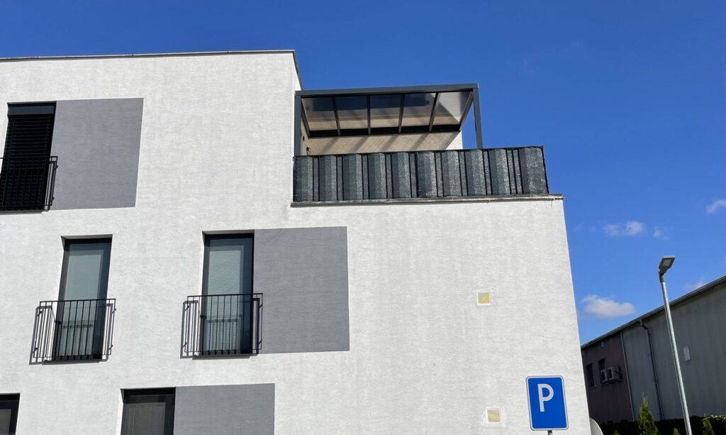 Hliniková pergola s polykarbonátom